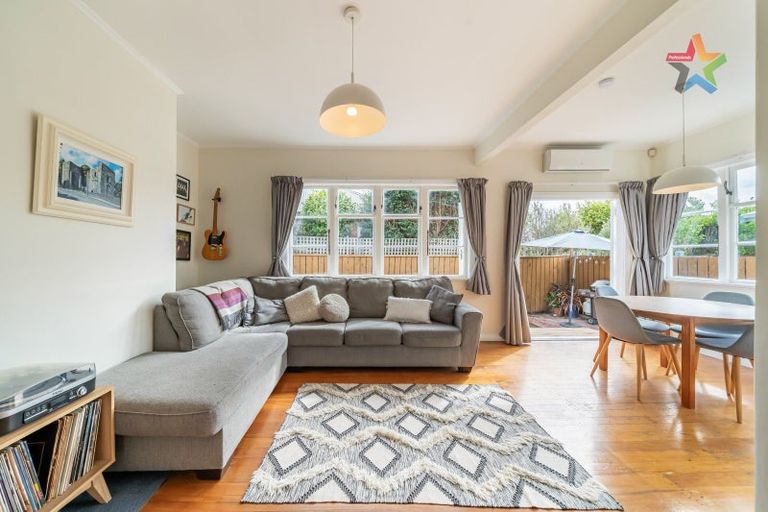 Photo of property in 15 Tyndall Street, Waiwhetu, Lower Hutt, 5010