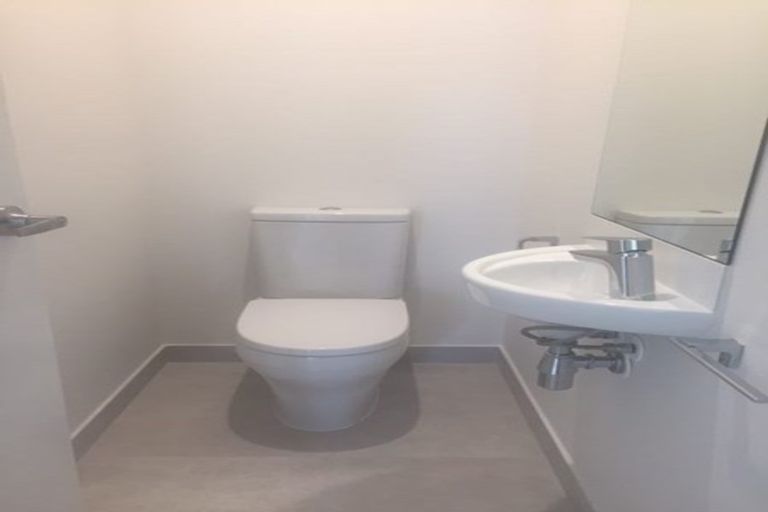 Photo of property in 19 Matairangi Avenue, Totara Heights, Auckland, 2105