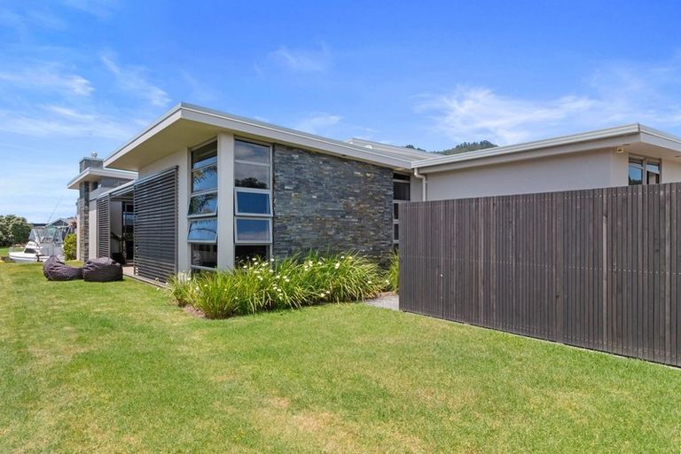 Photo of property in 168 Waterways Parade, Pauanui, Hikuai, 3579