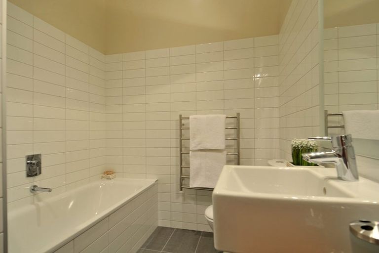 Photo of property in 3/123 The Parade, Island Bay, Wellington, 6023