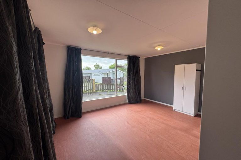 Photo of property in 5 Meads Place, Marton, 4710