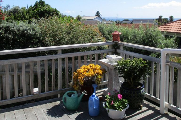 Photo of property in 12 Burwood Terrace, Gulf Harbour, Whangaparaoa, 0930