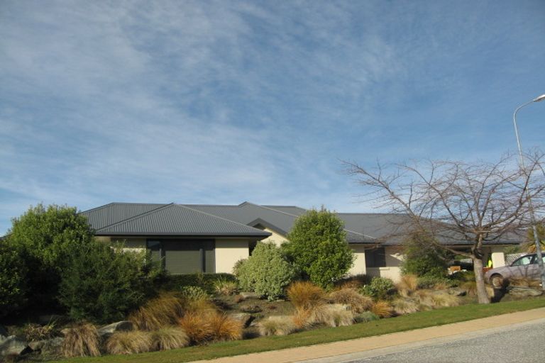 Photo of property in 72a Meadowstone Drive, Wanaka, 9305