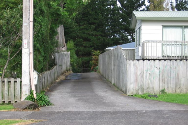 Photo of property in 61a Woodside Road, Massey, Auckland, 0614