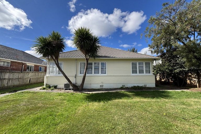 Photo of property in 14 Tika Street, Riccarton, Christchurch, 8041