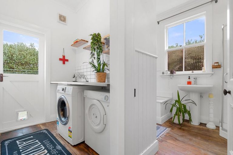 Photo of property in 4 Solway Street, Solway, Masterton, 5810