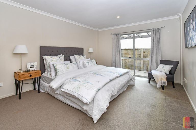 Photo of property in 5 Wairua Place, Pukekohe, 2120