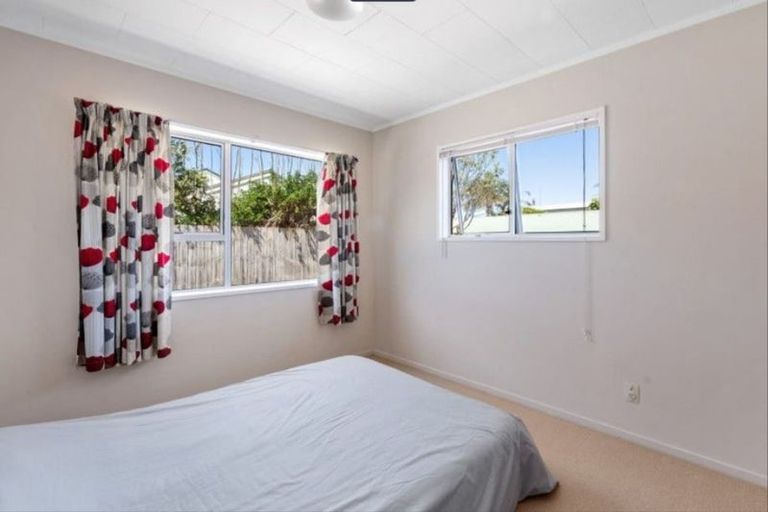 Photo of property in 2b Moorea Place, Mount Maunganui, 3116