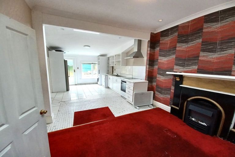 Photo of property in 6-10 Mudges Terrace, Newtown, Wellington, 6021