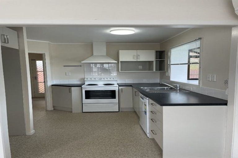 Photo of property in 2/26 Cherry Road, Bucklands Beach, Auckland, 2014