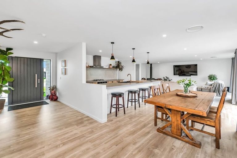 Photo of property in 8 Perendale Place, Kirwee, 7571