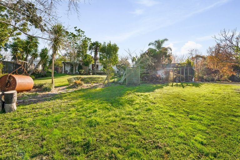 Photo of property in 391 Pine Valley Road, Dairy Flat, Silverdale, 0992
