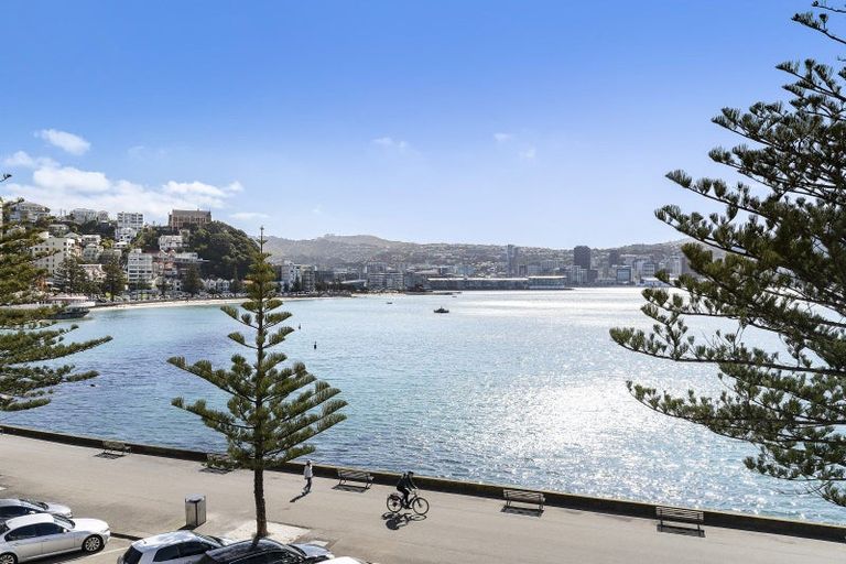 Photo of property in 11/310 Oriental Parade, Oriental Bay, Wellington, 6011