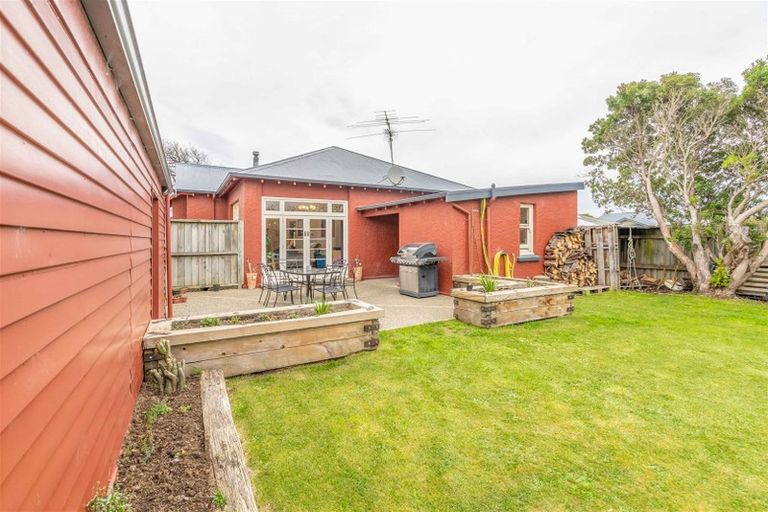 Photo of property in 24 Banks Street, Richmond, Invercargill, 9810