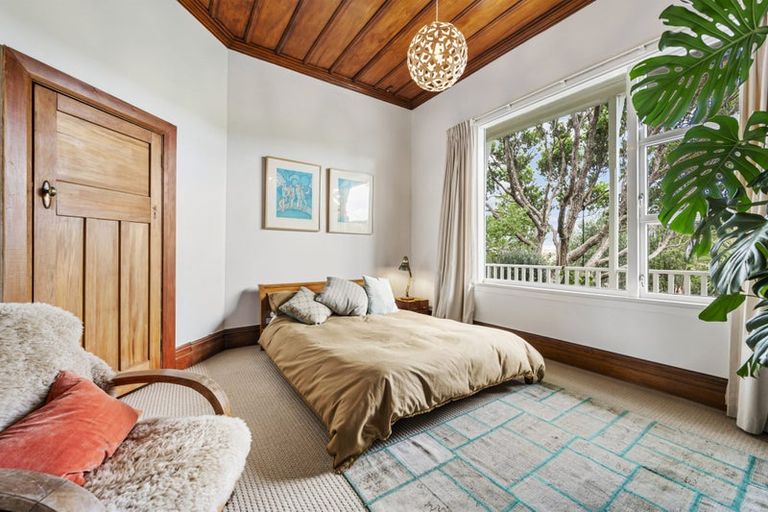 Photo of property in 58 Totara Road, Miramar, Wellington, 6022