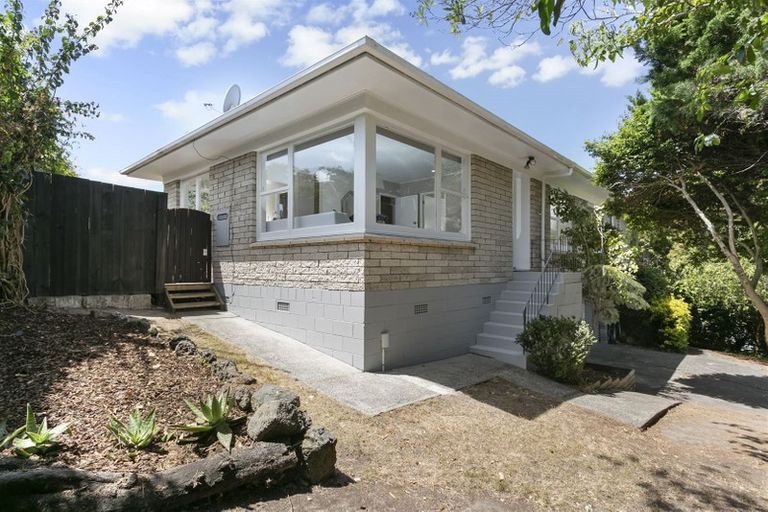 Photo of property in 1/38 Bentley Avenue, Glenfield, Auckland, 0629