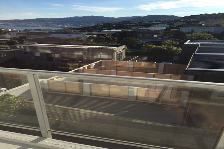 Photo of property in 52a Mandalay Terrace, Khandallah, Wellington, 6035