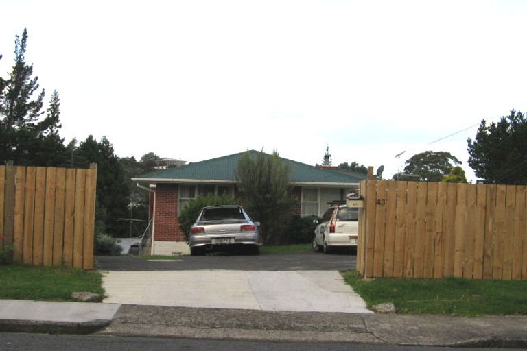 Photo of property in 43 Mcclintock Road, Massey, Auckland, 0614