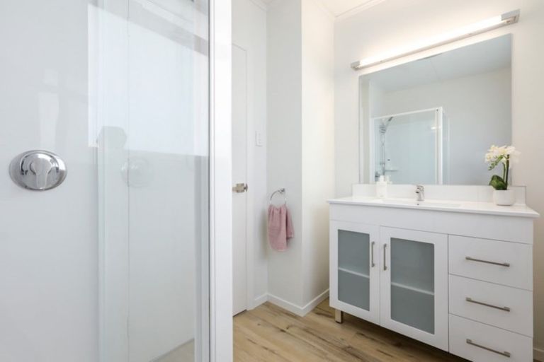 Photo of property in 98 Greenhaven Drive, Burwood, Christchurch, 8083