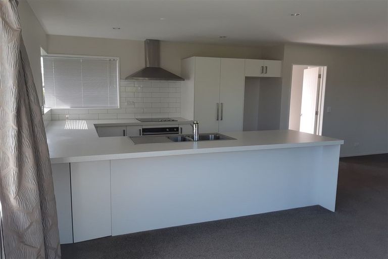 Photo of property in 3 Bradwell Crescent, Halswell, Christchurch, 8025