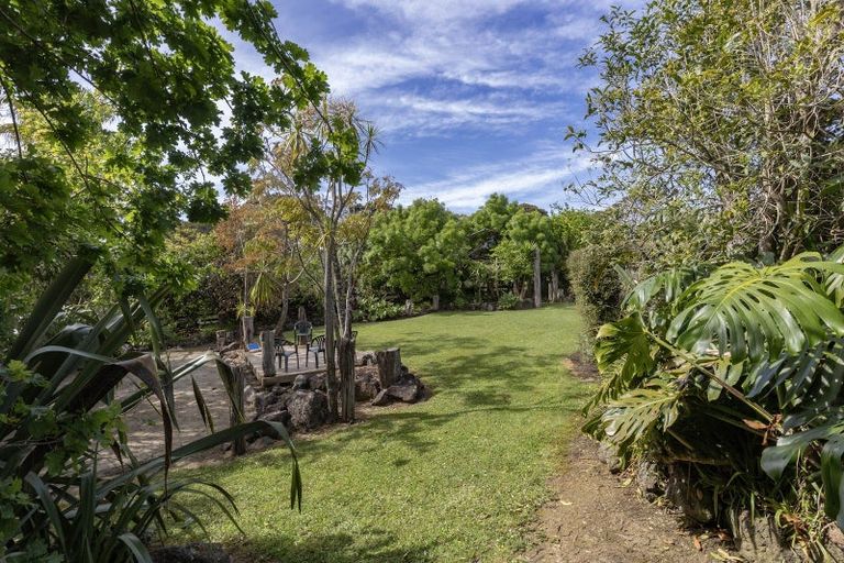 Photo of property in 308 Henderson Valley Road, Henderson Valley, Auckland, 0612