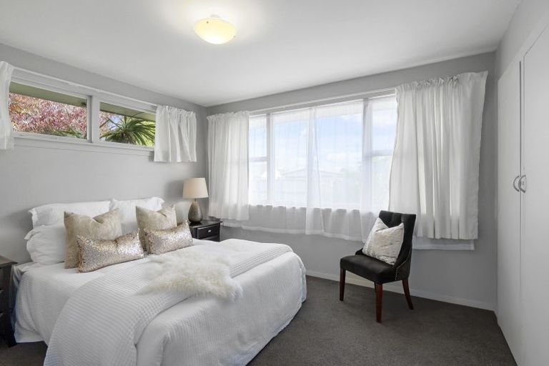 Photo of property in 19 Esk Place, Aranui, Christchurch, 8061