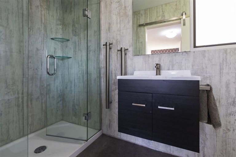 Photo of property in 9b Goya Place, Bishopdale, Christchurch, 8051