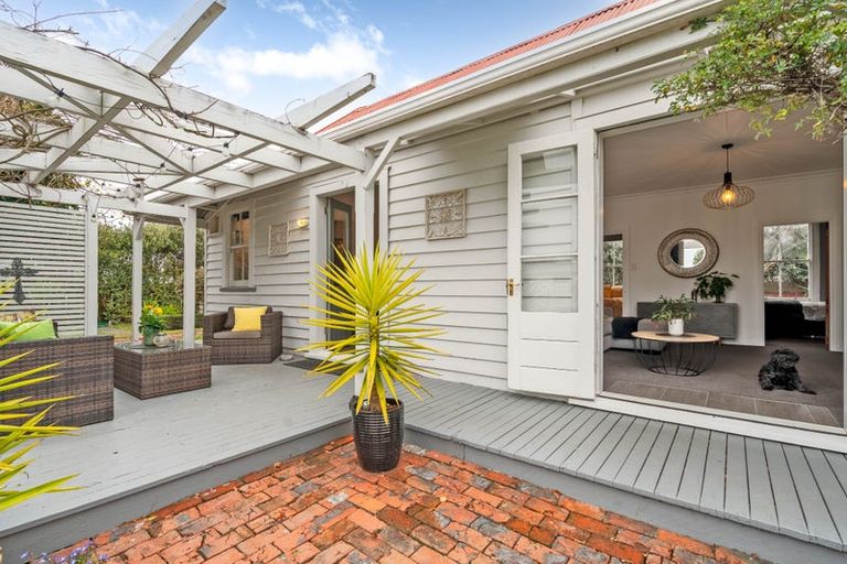 Photo of property in 4 Solway Street, Solway, Masterton, 5810