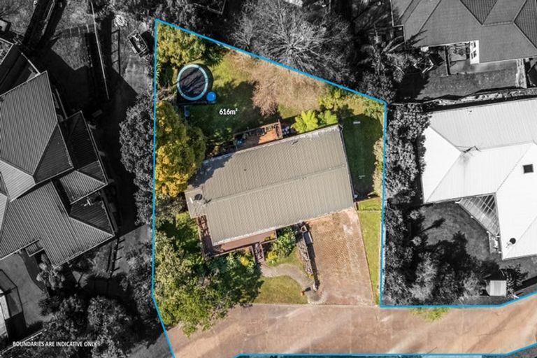 Photo of property in 5 San Bernadino Drive, Henderson, Auckland, 0612