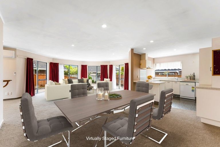 Photo of property in 10 Comeskey Grove, Elderslea, Upper Hutt, 5018