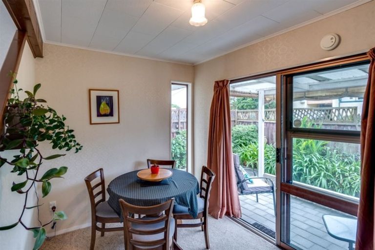 Photo of property in 3/27 Islington Place, Tamatea, Napier, 4112