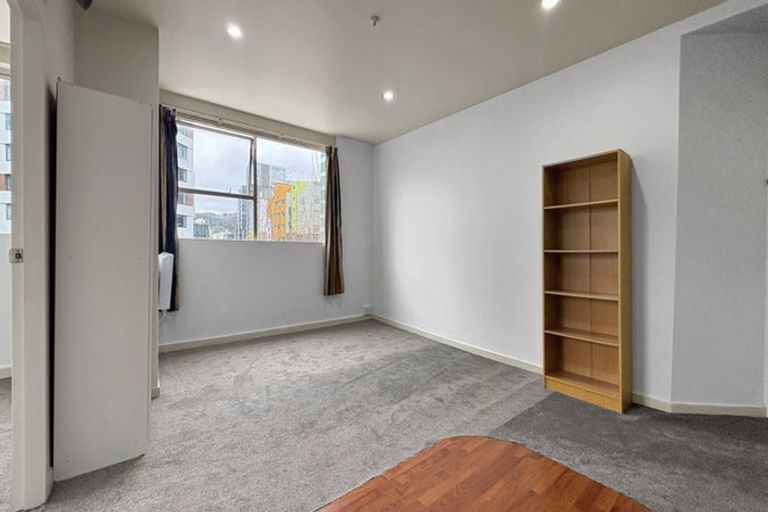 Photo of property in Regency Apartments, 3e/49 Manners Street, Te Aro, Wellington, 6011