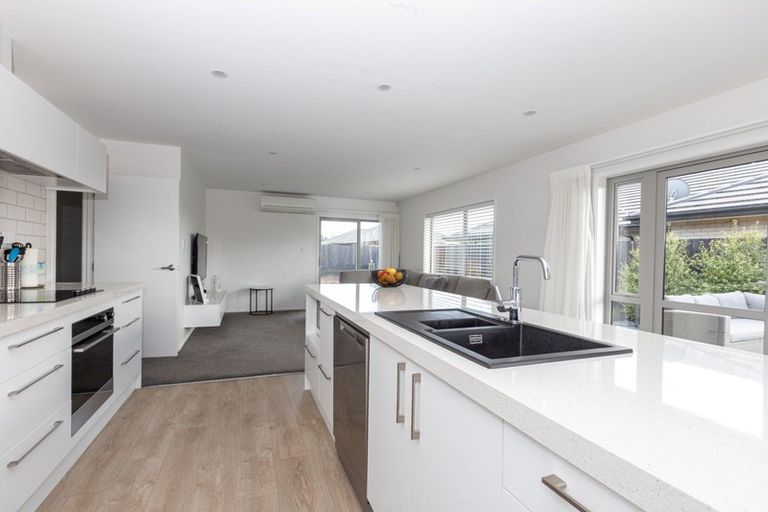 Photo of property in 10 Merino Street, Marshland, Christchurch, 8083