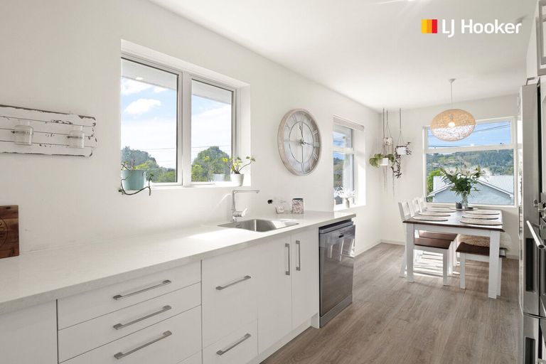 Photo of property in 1 Shulma Street, Abbotsford, Dunedin, 9018