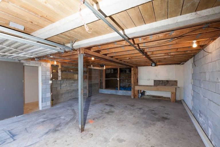 Photo of property in 25 Tiromoana Crescent, Bell Block, New Plymouth, 4312