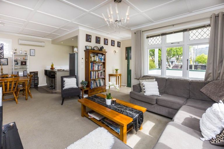 Photo of property in 582 Fergusson Drive, Trentham, Upper Hutt, 5018