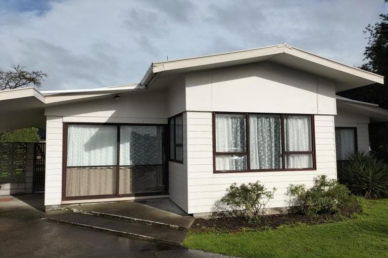 Photo of property in 1/358 College Street, West End, Palmerston North, 4410