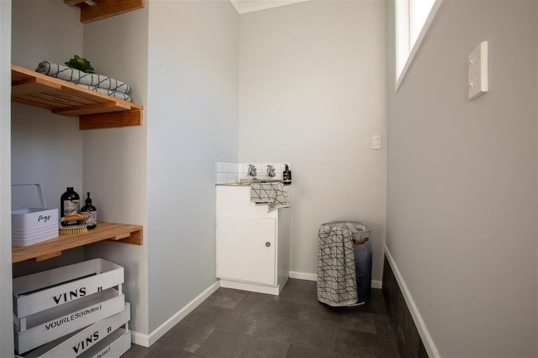 Photo of property in 38 Parata Street, Waikanae, 5036