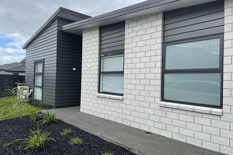 Photo of property in 5/6 Landell Place, Harrowfield, Hamilton, 3210