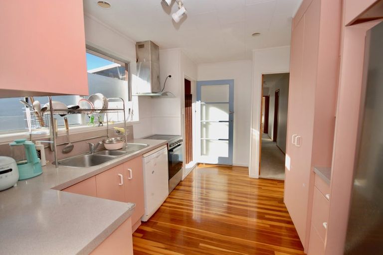 Photo of property in 84 Sycamore Drive, Sunnynook, Auckland, 0620