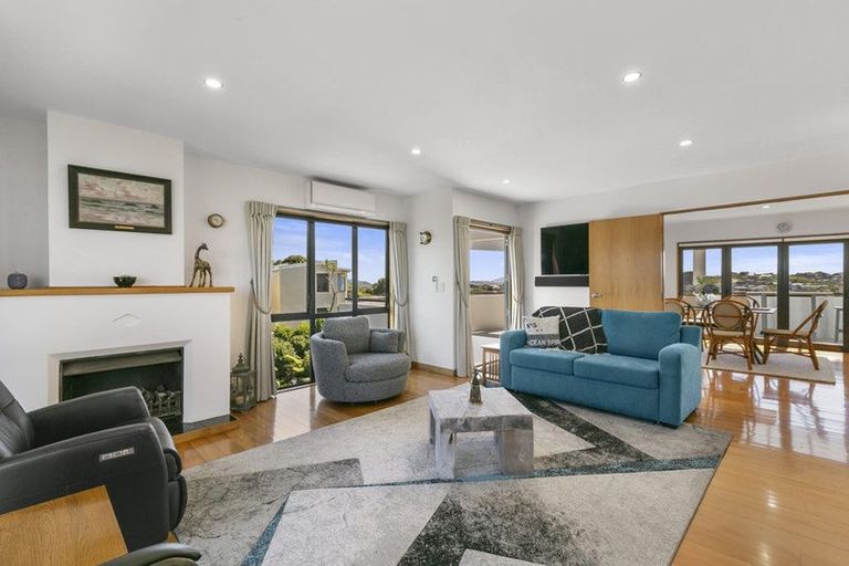 Photo of property in 20 Imran Terrace, Khandallah, Wellington, 6035