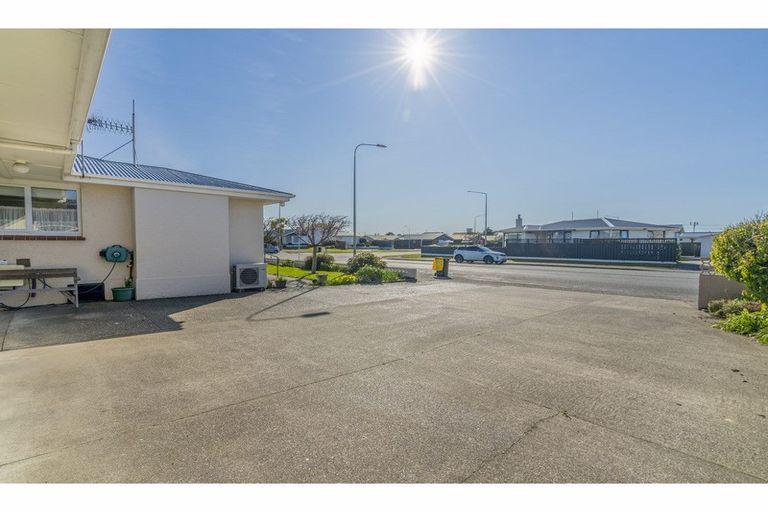 Photo of property in 126 Carvarvon Street, Glengarry, Invercargill, 9810