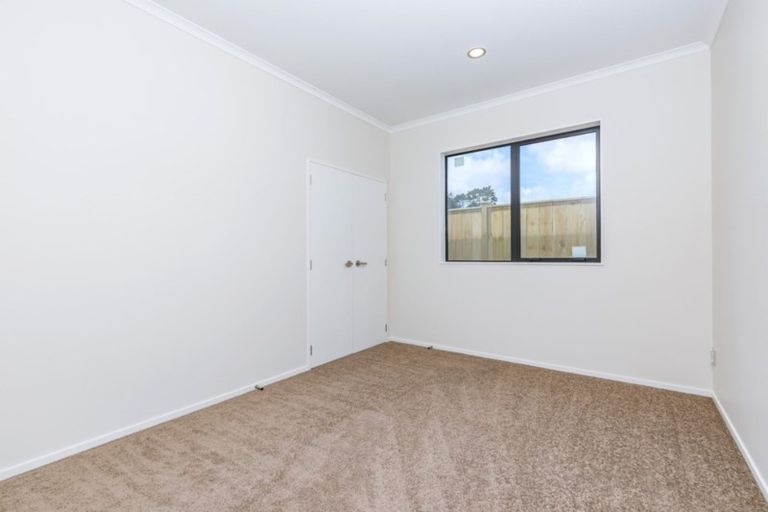Photo of property in 46 Schoolside Road, Kumeu, 0810