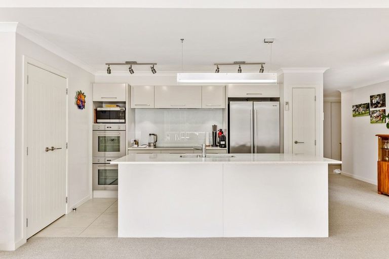 Photo of property in 74 Eaves Bush Parade, Orewa, 0931