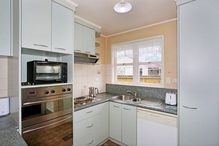 Photo of property in 108 Settlement Road, Papakura, 2110