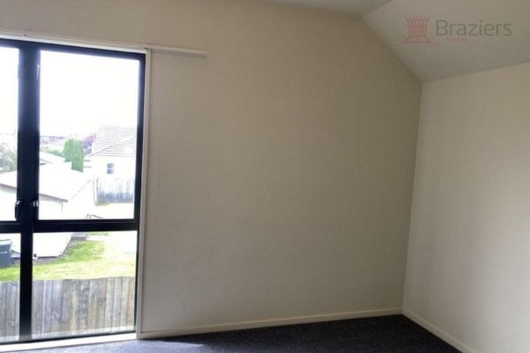 Photo of property in 120d Elizabeth Street, Riccarton, Christchurch, 8041