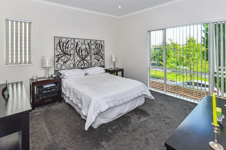 Photo of property in 11 Hakawai Avenue, Takanini, 2112