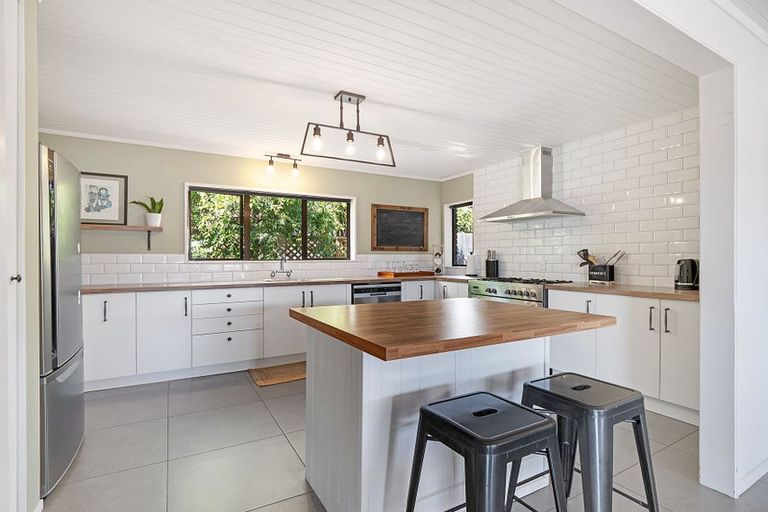 Photo of property in 20 The Glebe, Coastlands, Whakatane, 3120