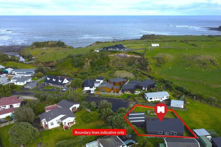 Photo of property in 34 Hickey Place, Opunake, 4616