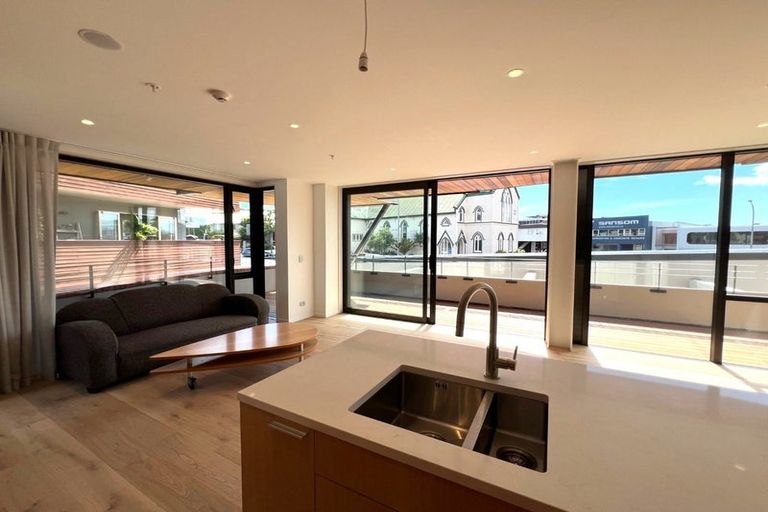 Photo of property in 4 Bamberger Way, Rangiora, 7400